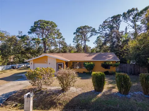 207 Oberlin Rd, Venice, FL 34293
