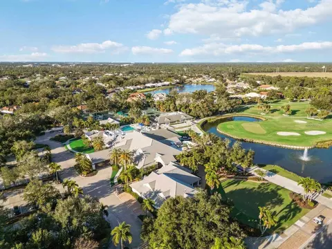 View/Area - 547 Fallbrook Dr, Venice, FL 34292 photo 20 of 26