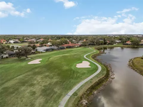 View/Area - 547 Fallbrook Dr, Venice, FL 34292 photo 5 of 26