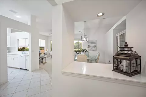 Entry Way - 547 Fallbrook Dr, Venice, FL 34292 photo 5 of 5
