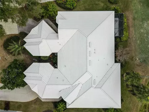 View/Area - 547 Fallbrook Dr, Venice, FL 34292 photo 1 of 26