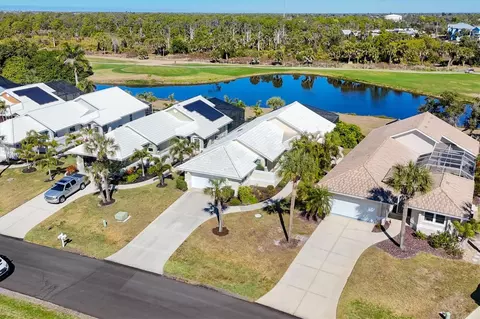 10 Windward Ct, Placida, FL 33946