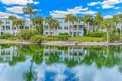 809 S Harbor Dr, Boca Grande, FL 33921
