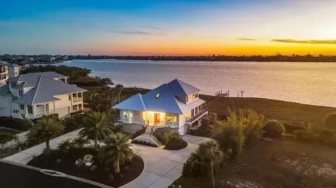 9941 Eagle Preserve Dr, Englewood, FL 34224