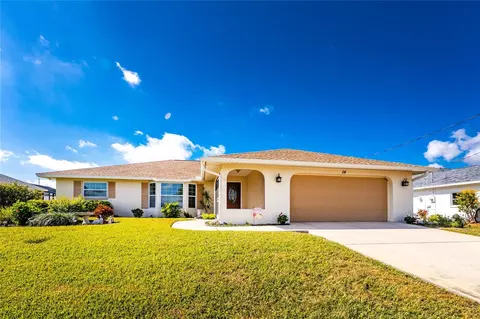 14 Bunker Ct, Rotonda West, FL 33947