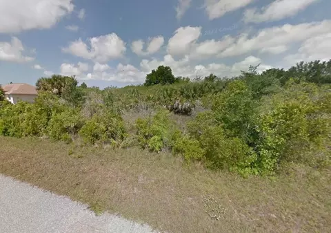 9319 Snapper Cir, Port Charlotte, FL 33981