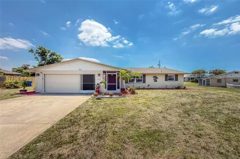 1365 De Prie Rd, Englewood, FL 34223