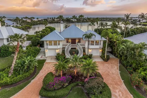 1678 Jose Gaspar Dr, Boca Grande, FL 33921