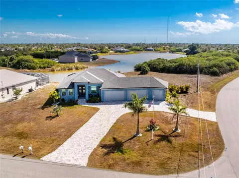 401 Albatross Rd, Rotonda West, FL 33947