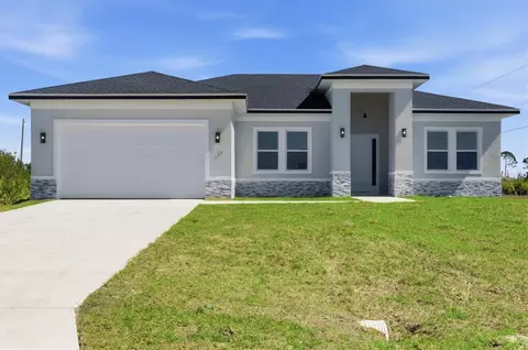 17 Beam Ct, Placida, FL 33946