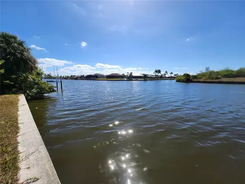 15332 Alsask Cir, Port Charlotte, FL 33981