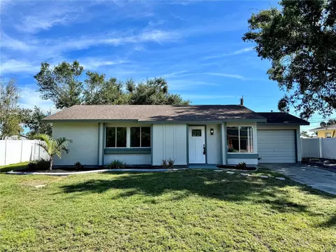 325 Capatola St, Port Charlotte, FL 33948