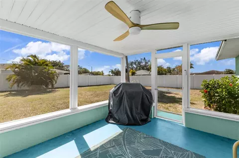 Exterior - 960 Darwin Rd, Venice, FL 34293 photo 5 of 10