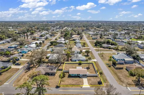 View/Area - 960 Darwin Rd, Venice, FL 34293 photo 4 of 6