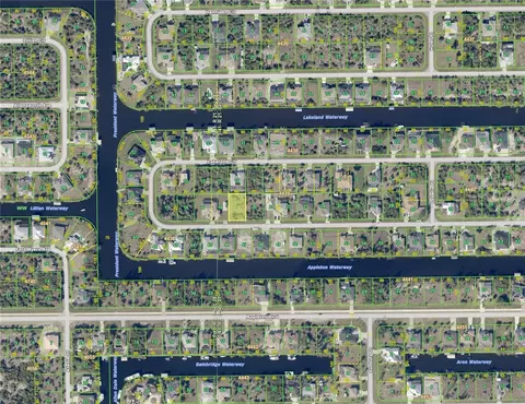 15345 Lakeland Cir, Port Charlotte, FL 33981