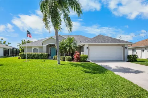 27 Mariner Ln, Rotonda West, FL 33947