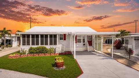 634 Leisure, Venice, FL 34285