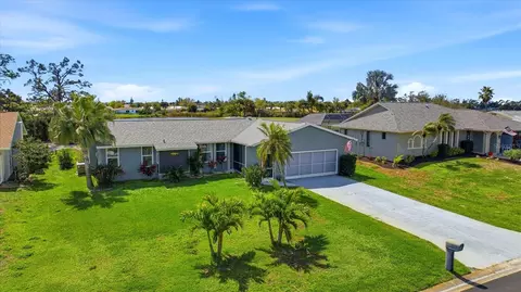 47 Oakland Hills Pl, Rotonda West, FL 33947