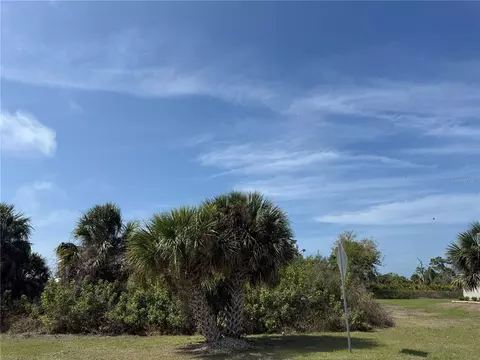 3976 Cape Haze Dr, Rotonda West, FL 33947