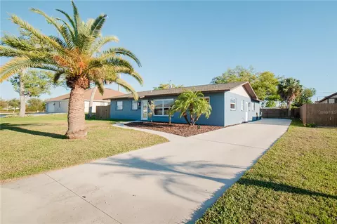 35 Stanford Rd, Venice, FL 34293