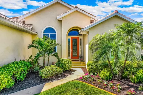 4034 Cape Haze Dr, Cape Haze, FL 33946
