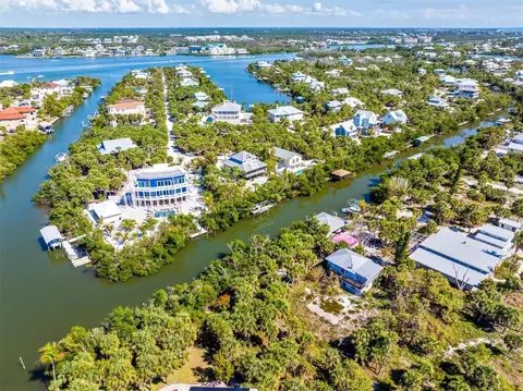View/Area - 51 Palm Dr, Placida, FL 33946 photo 7 of 11