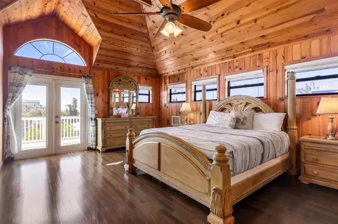 Bedroom - 51 Palm Dr, Placida, FL 33946 photo 6 of 10