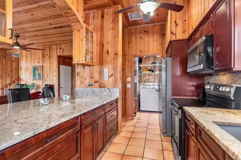 Kitchen - 51 Palm Dr, Placida, FL 33946 photo 4 of 5