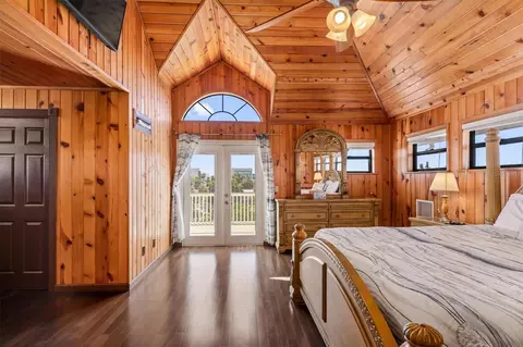 Bedroom - 51 Palm Dr, Placida, FL 33946 photo 7 of 10