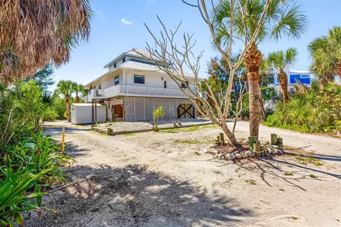 Exterior - 51 Palm Dr, Placida, FL 33946 photo 12 of 16