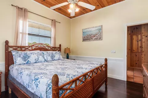 Bedroom - 51 Palm Dr, Placida, FL 33946 photo 5 of 10