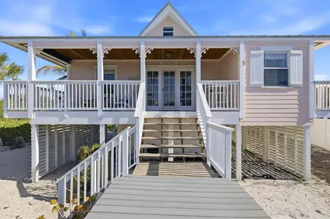 Exterior - 11 Bocilla Dr, Placida, FL 33946 photo 9 of 9