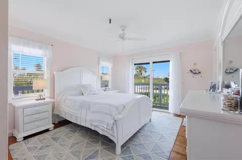 Bedroom - 11 Bocilla Dr, Placida, FL 33946 photo 2 of 4
