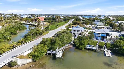 View/Area - 11 Bocilla Dr, Placida, FL 33946 photo 4 of 5