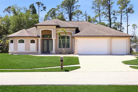 2285 Nordendale Blvd, North Port, FL 34288