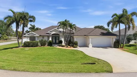 15629 Havana Cir, Port Charlotte, FL 33981