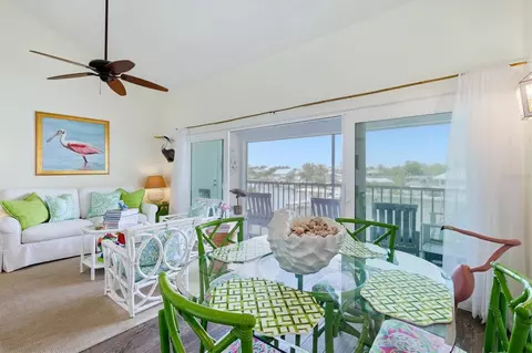Dining - 7070 Placida Rd #1121, Placida, FL 33946 photo 2 of 4
