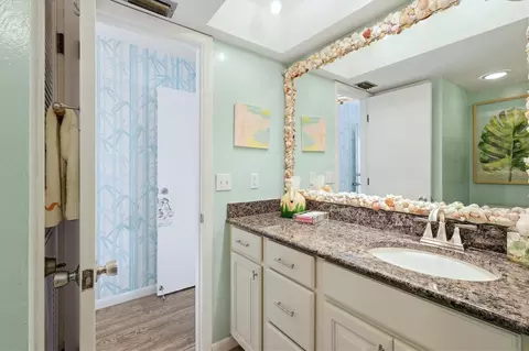 Bath - 7070 Placida Rd #1121, Placida, FL 33946 photo 2 of 2