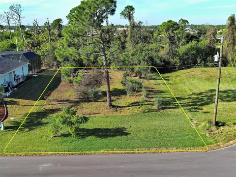 43 Tee View Rd, Rotonda West, FL 33947