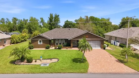 1434 Roosevelt Dr, Venice, FL 34293