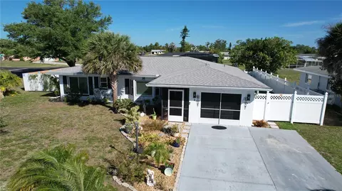 2 Golfview Rd, Rotonda West, FL 33947