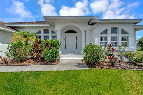 131 White Marsh Ln, Rotonda West, FL 33947