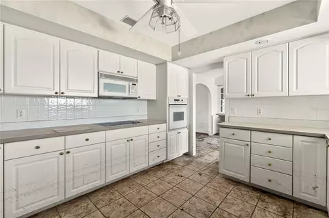 Kitchen - 12500 Placida Rd, Placida, FL 33946 photo 2 of 2