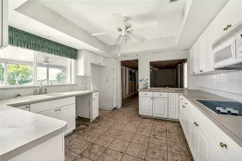 Kitchen - 12500 Placida Rd, Placida, FL 33946 photo 1 of 2