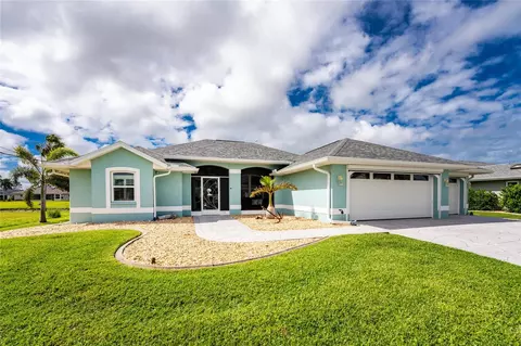 45 Bunker Rd, Rotonda West, FL 33947
