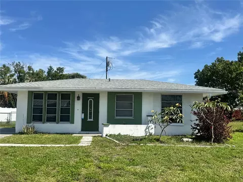 166 Dartmouth Dr NW, Port Charlotte, FL 33952