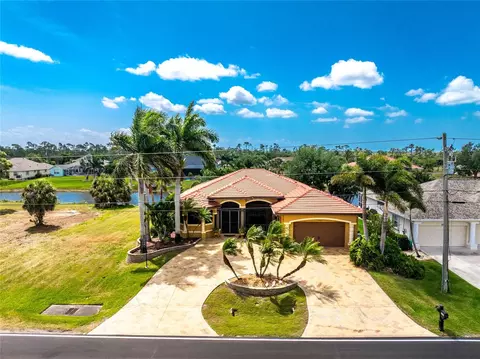 1141 Rotonda Cir, Rotonda West, FL 33947