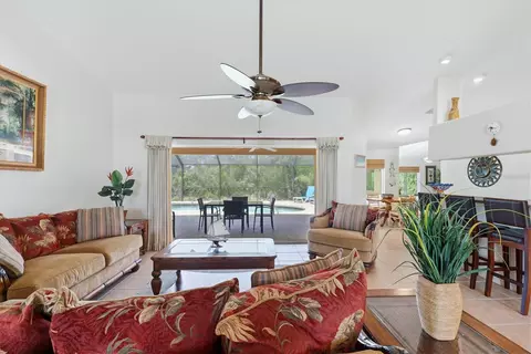 Living - 4150 Cape Haze Dr, Placida, FL 33946 photo 3 of 7