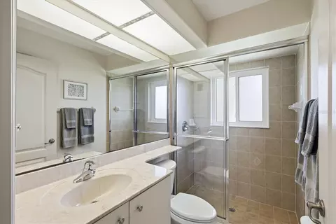 Bath - 4150 Cape Haze Dr, Placida, FL 33946 photo 2 of 3