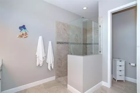Bath - 8776 Conch Ave, Placida, FL 33946 photo 2 of 4